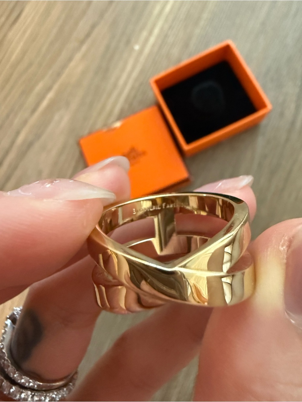 HERMES Paris Ruban Scarf Ring Gold Tone - Picture 6 of 8
